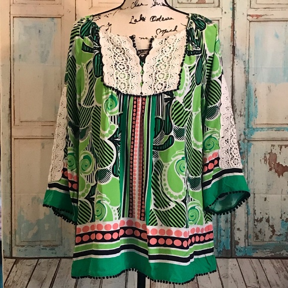 crown & ivy Tops - Crown & Ivy Blouse